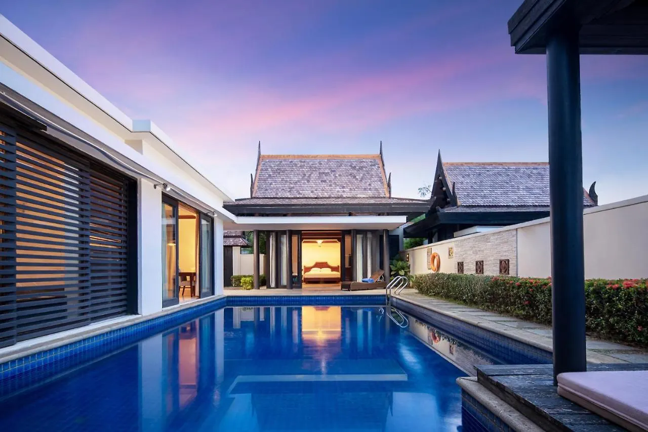 Pullman Sanya Yalong Bay Villas & Resort Hotel
